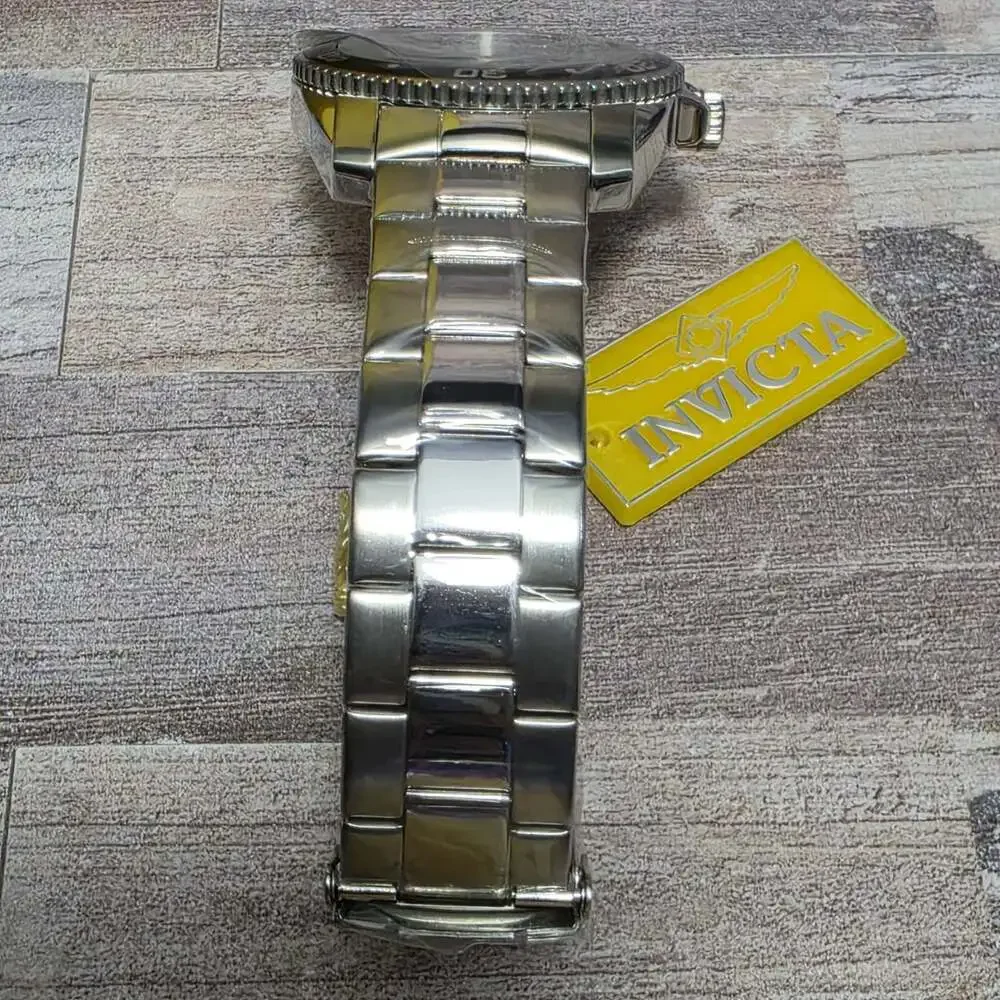 Invicta notes brand
